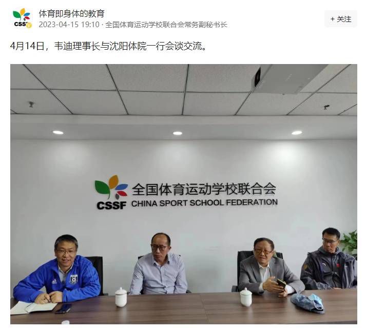 如此毫无顾虑的开彼此玩笑，也是缘于两人的投缘和默契，片场的各种小细节更透露出两人的有爱